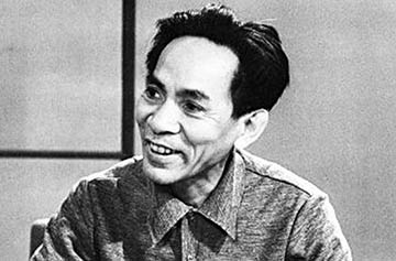 Giới thiệu về nhà thơ Tế Hanh, tác giả của bài thơ Quê Hương