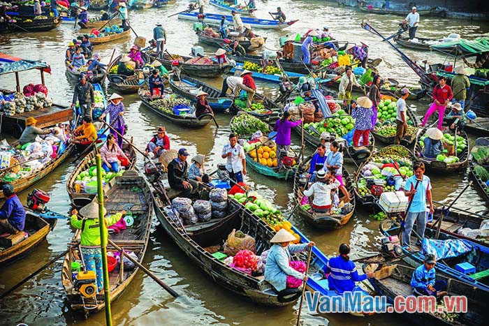 Chợ nổi trên sông Gành Hào
