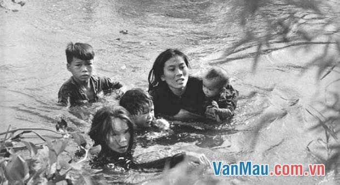 Ớ người phụ nữ ấy có đức tính truyền thống của người phụ nữ Việt Nam