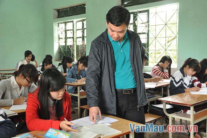 Cho đến giờ chúng tôi vẫn còn nhớ mãi những kỉ niệm về thầy Cho đến giờ chúng tôi vẫn còn nhớ mãi những kỉ niệm về thầy