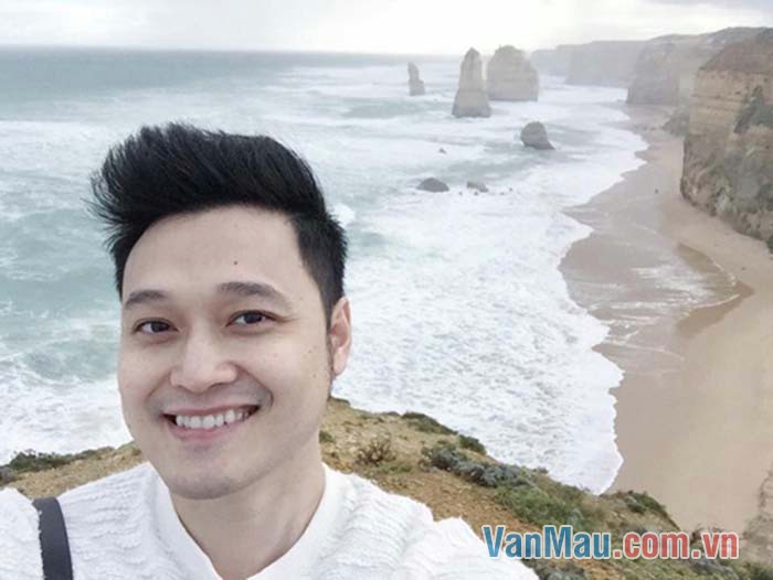 Quang Vinh là một ca sĩ đang được các bạn trẻ hâm mộ