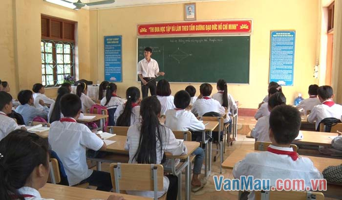Tiếng thầy giảng bài ấm áp lạ thường