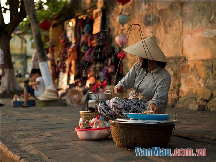 Tiếng rao quen thuộc của bác bán hàng rong