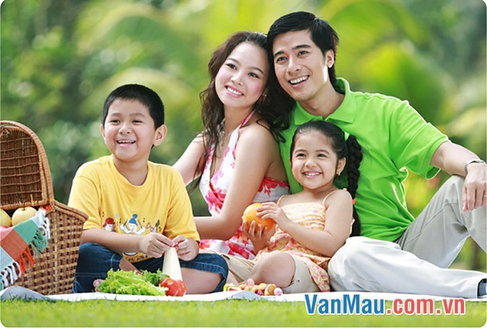 Bạn Mai Trang kể về gia đình với một người bạn mới quen