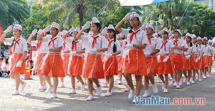 Chương trình thi nghi thức Đội Chương trình thi nghi thức Đội