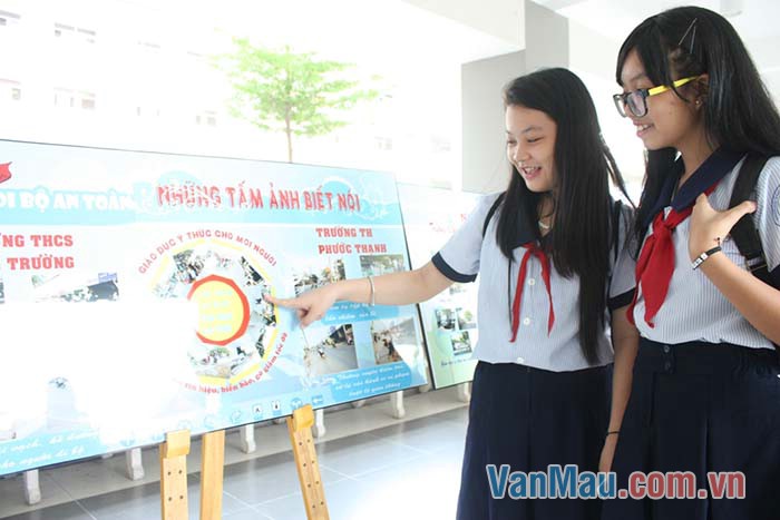 Chương trình triển lãm về chủ đề An toàn giao thông Chương trình triển lãm về chủ đề An toàn giao thông