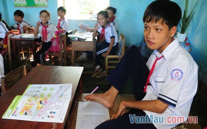 Bàn chân kì diệu - Nguyễn Ngọc Kí