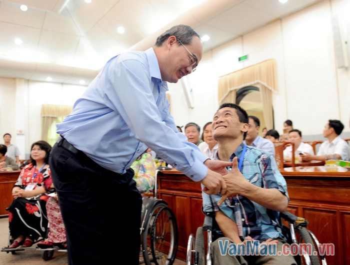 Sỹ đưa mình đi học sớm nhé Sỹ đưa mình đi học sớm nhé