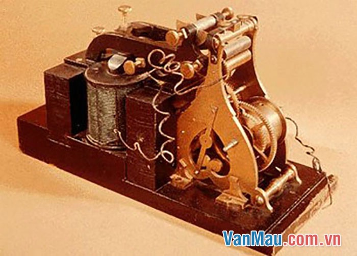 mẹ gửi một bức điện báo cho bà mẹ gửi một bức điện báo cho bà