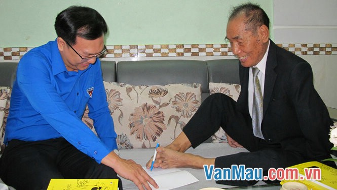 Nhà giáo Nguyễn Ngọc Ký Nhà giáo Nguyễn Ngọc Ký