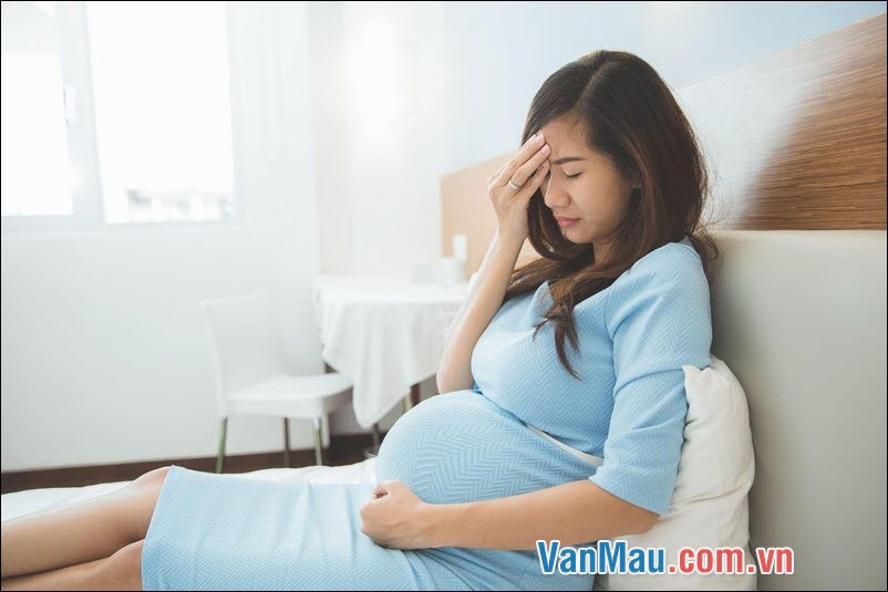 giúp đỡ phụ nữ có thai